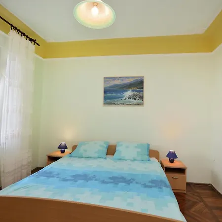 Apartment Romina *
