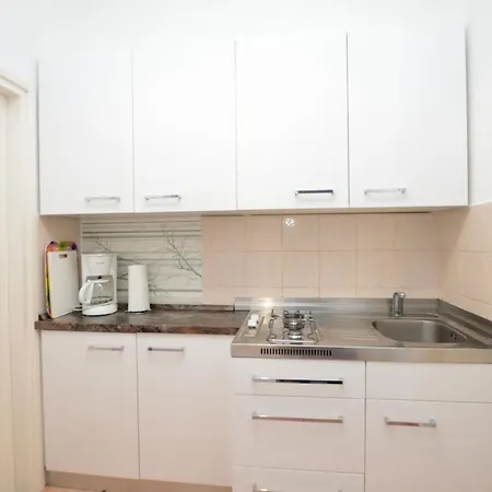 Romina Apartment